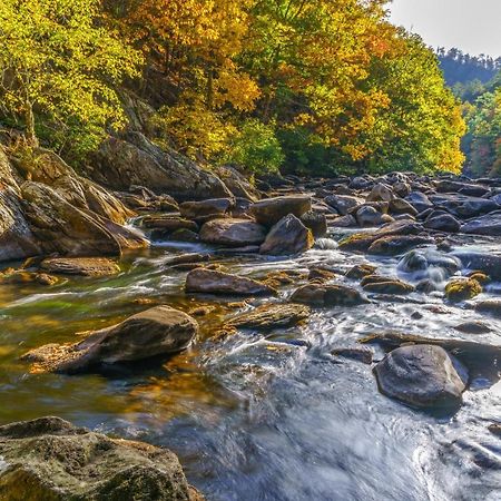 Between Here & There, 3 Bedrooms, Sleeps 6, Views, Hot Tub Gatlinburg Dış mekan fotoğraf