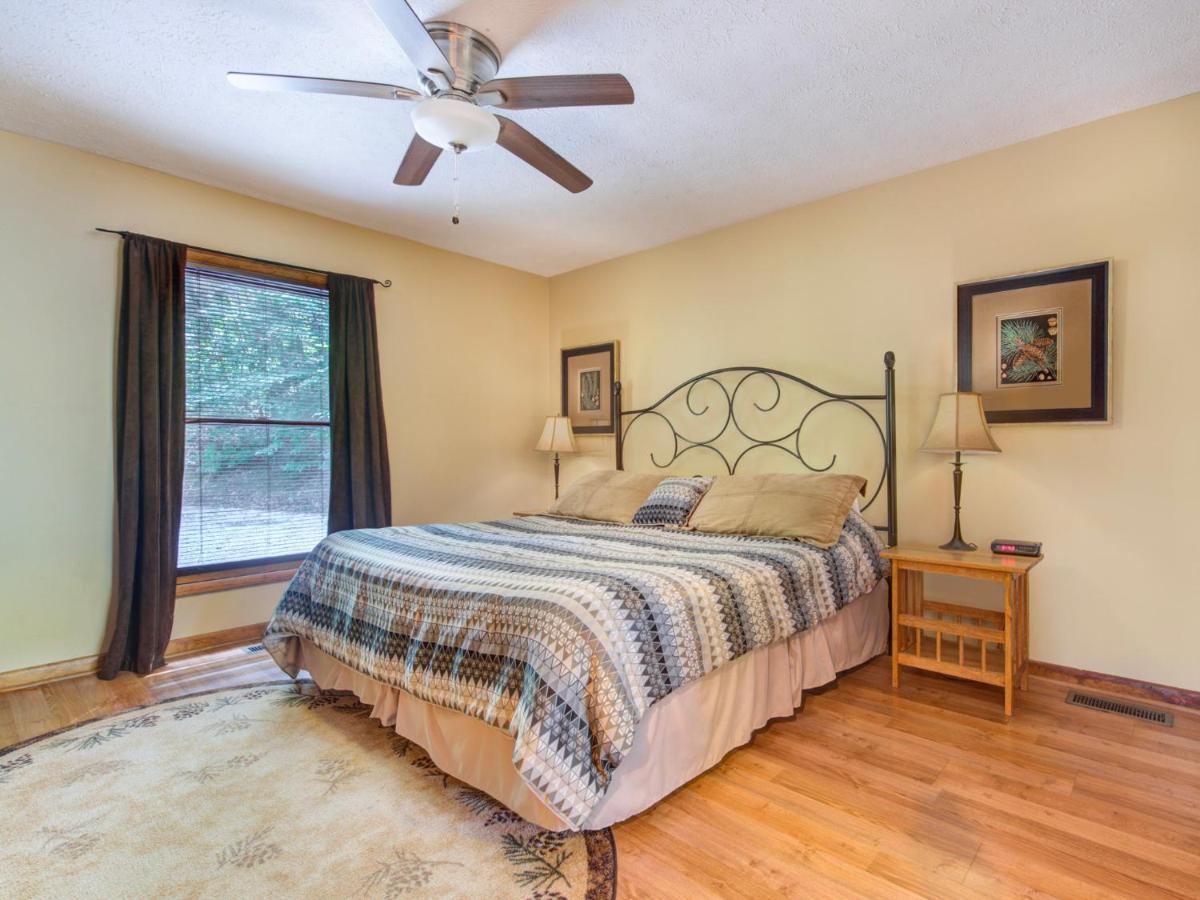 Between Here & There, 3 Bedrooms, Sleeps 6, Views, Hot Tub Gatlinburg Dış mekan fotoğraf