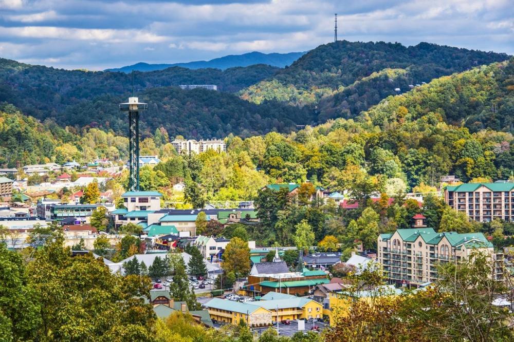 Between Here & There, 3 Bedrooms, Sleeps 6, Views, Hot Tub Gatlinburg Dış mekan fotoğraf